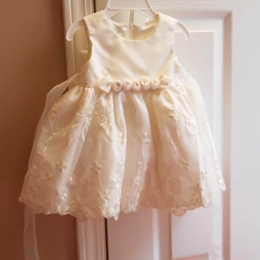 Infant dress